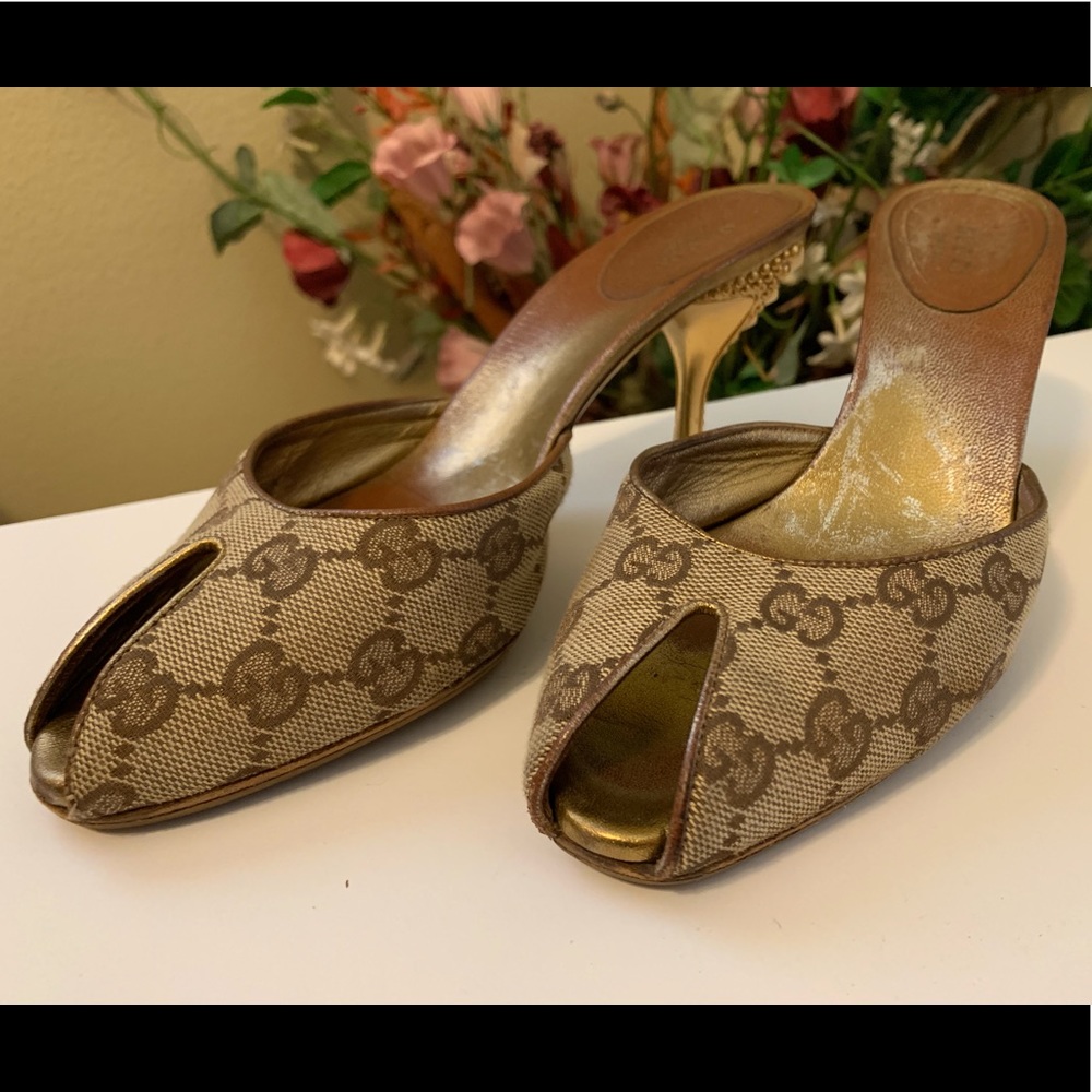 *SOLD Gucci Peep Toe Heels, Gold Studded Heel